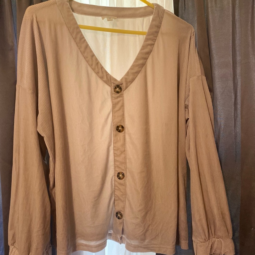 Plus size Women’s shirts